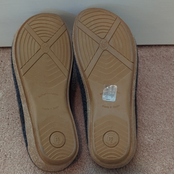 Taos Womens Woollery 2 gray slip on clogs Size 39 EU Size 8-8.5 USA - Picture 6 of 11